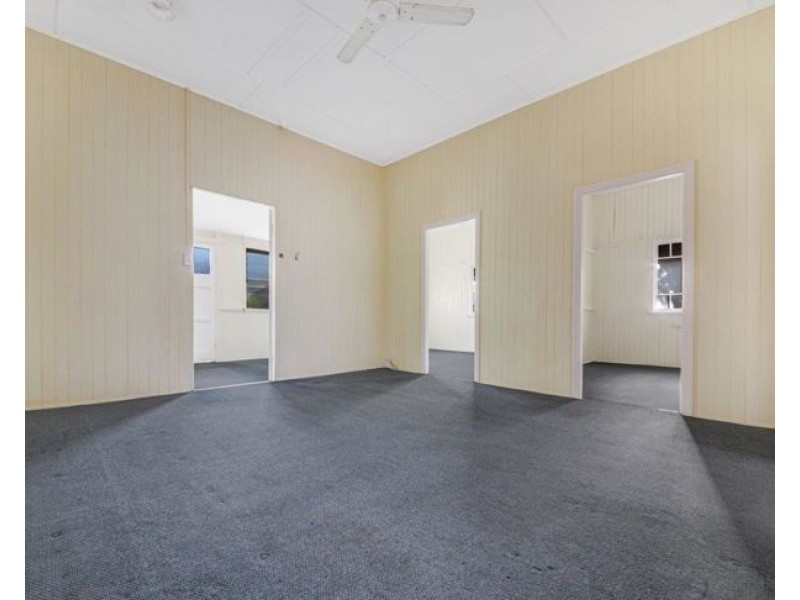 250 Auckland Street, South Gladstone QLD 4680