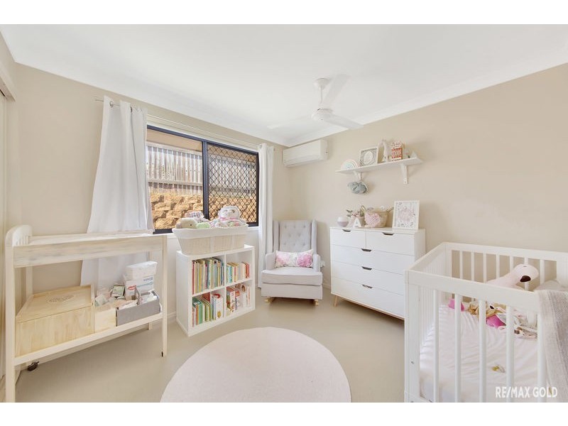 17 Julius Crescent, Clinton QLD 4680