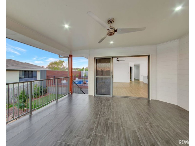 10 Carnarvon Parade, New Auckland QLD 4680