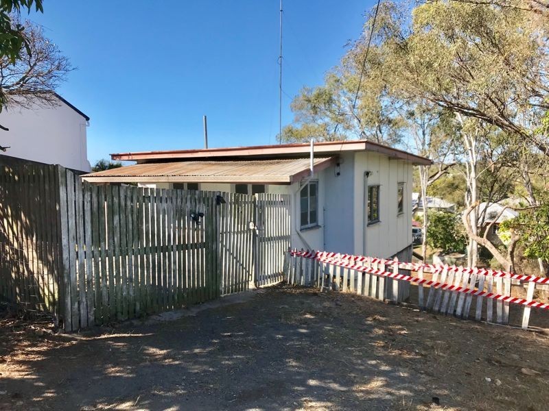 36 Elizabeth Street, South Gladstone QLD 4680
