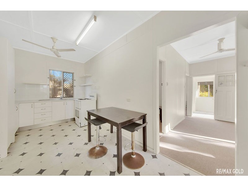 184 OAKA STREET, South Gladstone QLD 4680