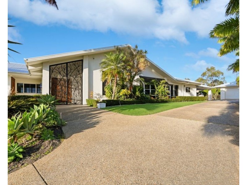 9 Upper Piper Street, West Gladstone QLD 4680