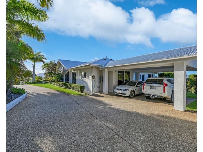 9 Upper Piper Street, West Gladstone QLD 4680