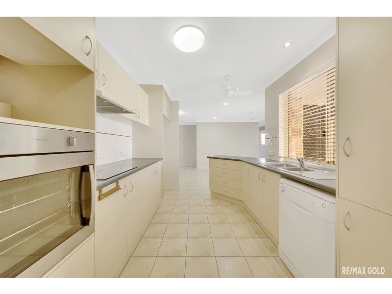 5 Dunstall Street, Clinton QLD 4680