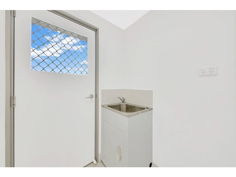 11 NAMADGI TERRACE, New Auckland QLD 4680