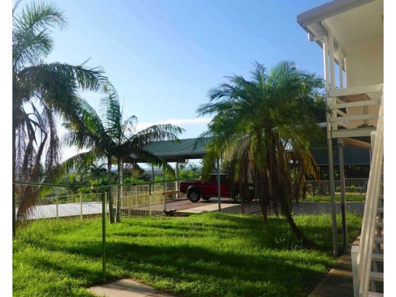 17 Rigby Crescent, West Gladstone QLD 4680