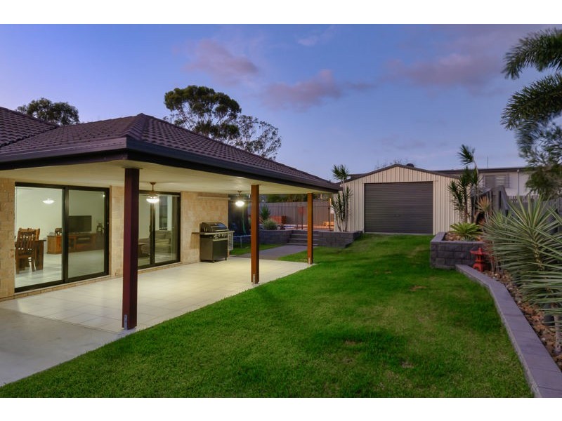 10 Reinaerhoff Crescent, Glen Eden QLD 4680