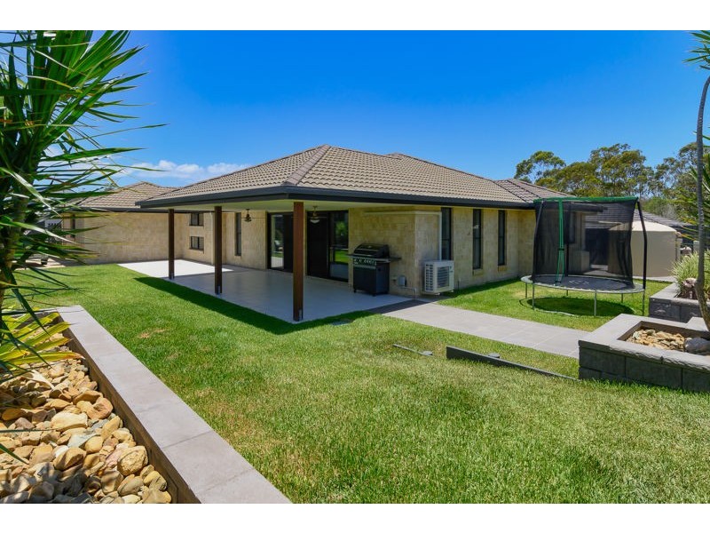 10 Reinaerhoff Crescent, Glen Eden QLD 4680