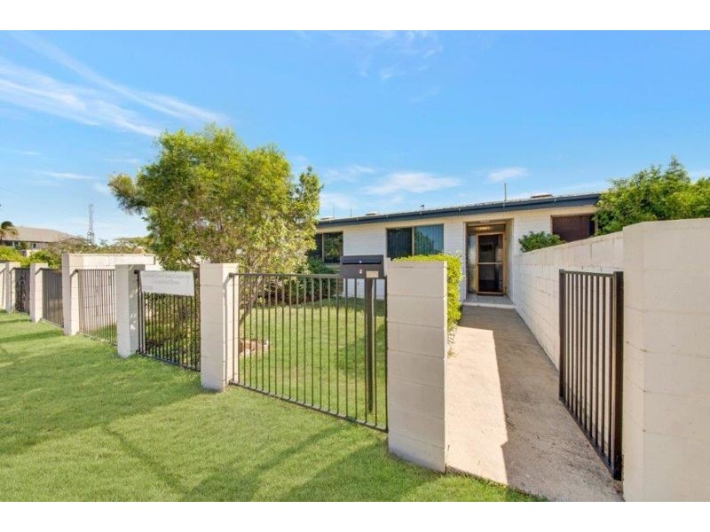 2/27 Auckland Street, Gladstone QLD 4680
