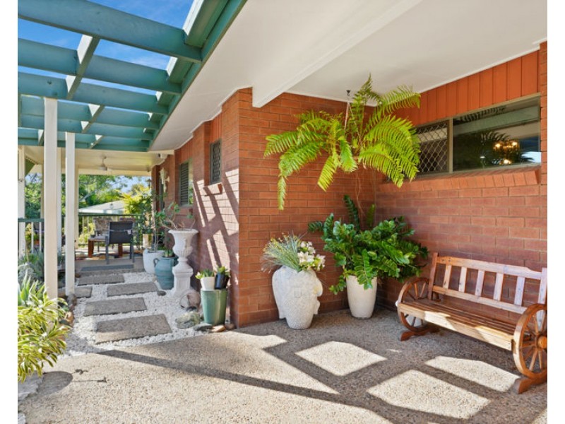 15 Bembooka Close, Glen Eden QLD 4680