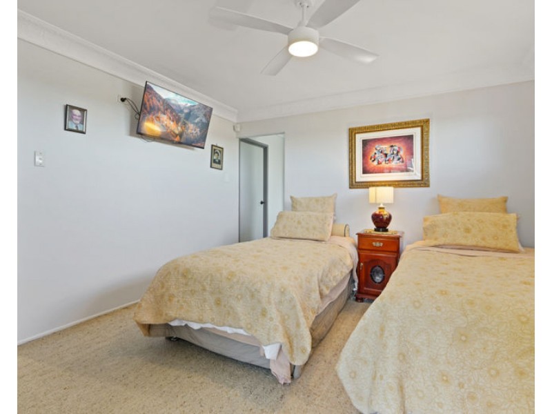 15 Bembooka Close, Glen Eden QLD 4680