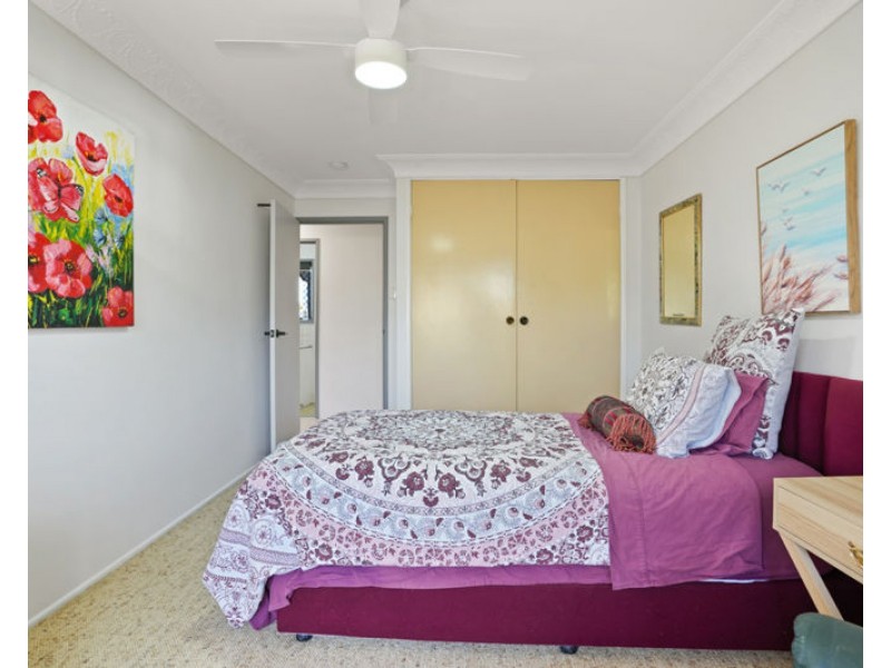 15 Bembooka Close, Glen Eden QLD 4680