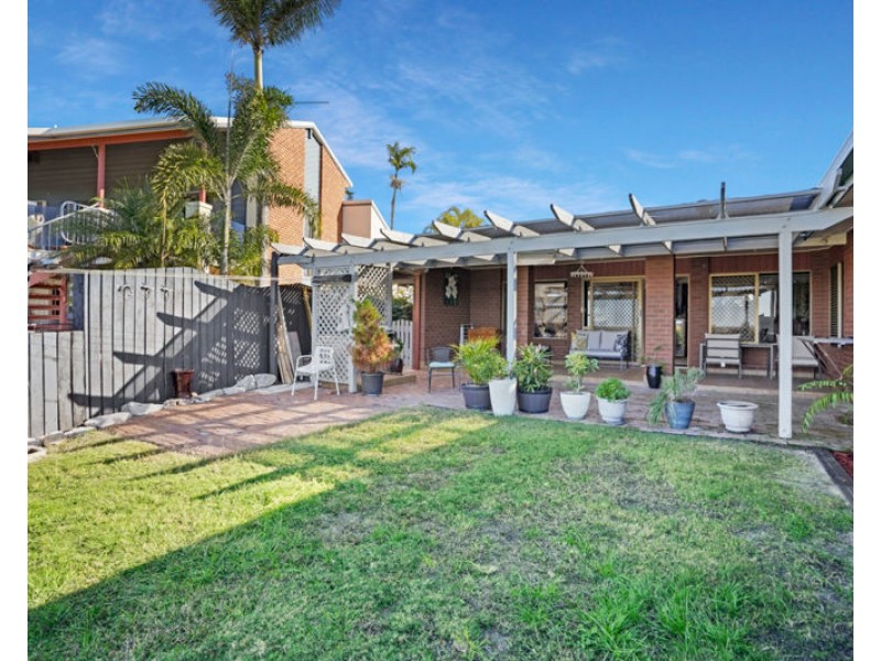 15 Bembooka Close, Glen Eden QLD 4680