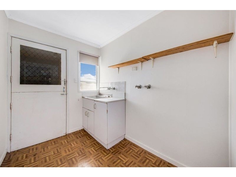 31 Mellefont Street, West Gladstone QLD 4680