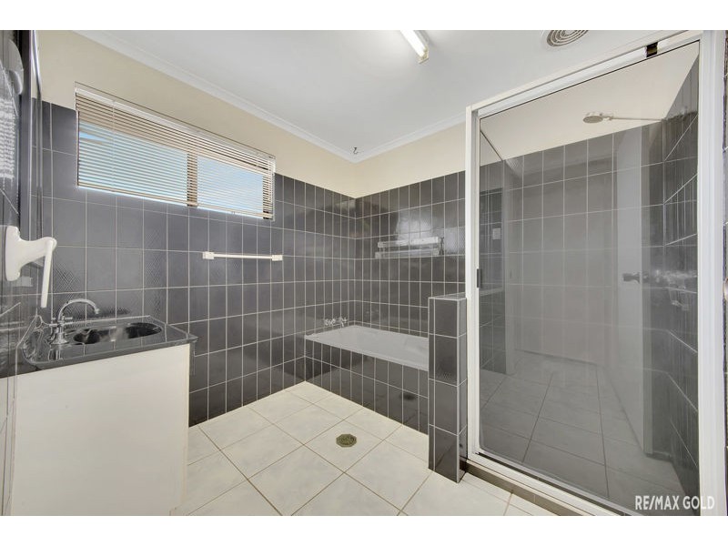 314 J Hickey Avenue, Clinton QLD 4680