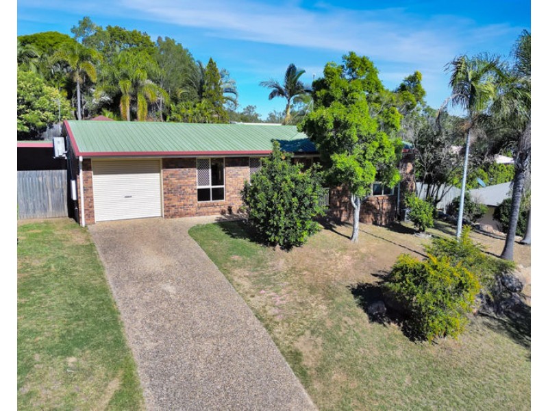 4 Leanne Close, New Auckland QLD 4680