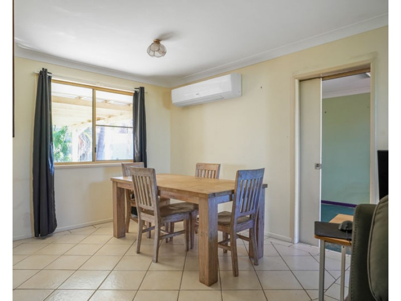 6 Palm Court, Clinton QLD 4680