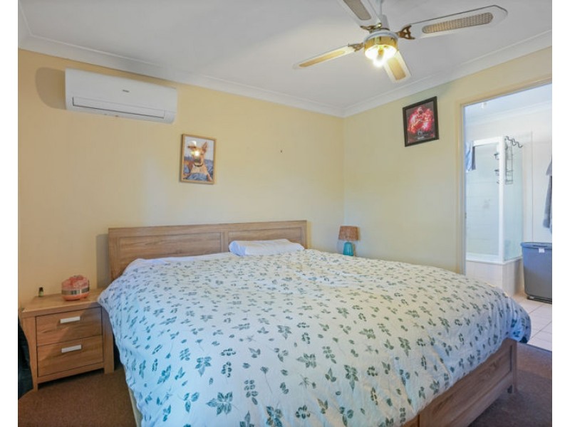 6 Palm Court, Clinton QLD 4680