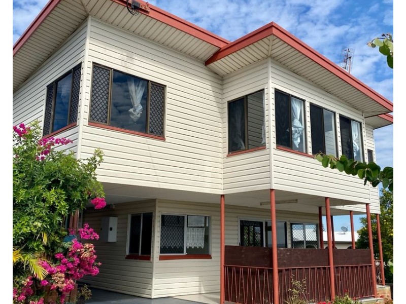 209 Goondoon Street, Gladstone QLD 4680