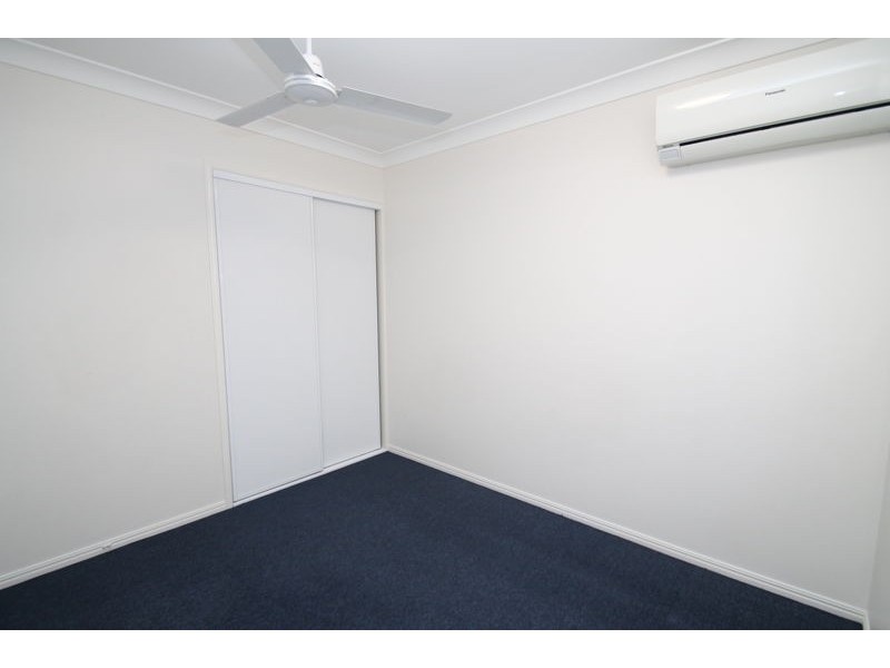 10 BACALL STREET, West Gladstone QLD 4680