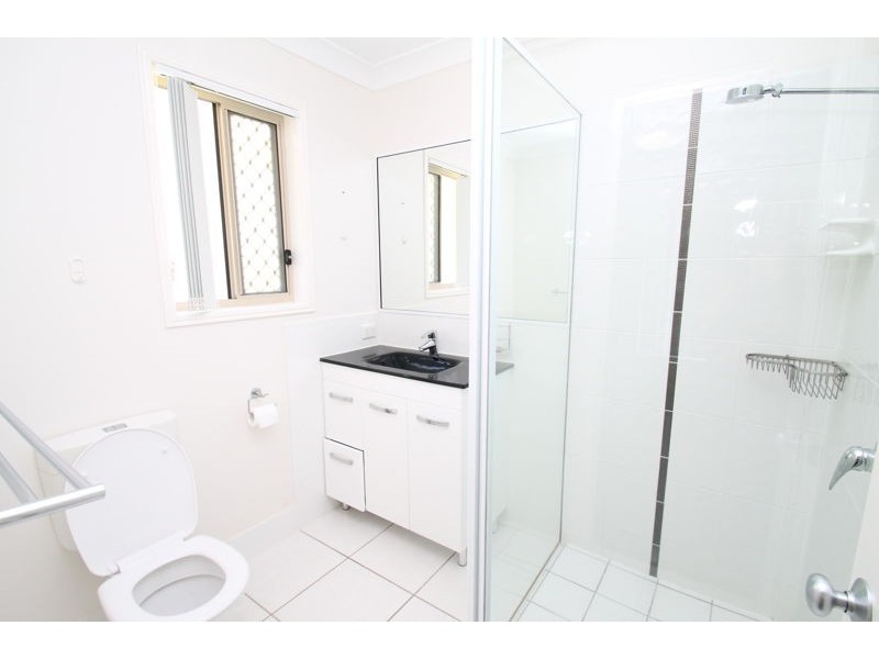 10 BACALL STREET, West Gladstone QLD 4680