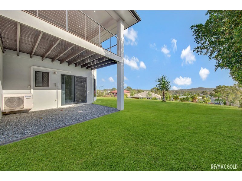 12 KOOWIN DRIVE, Kirkwood QLD 4680