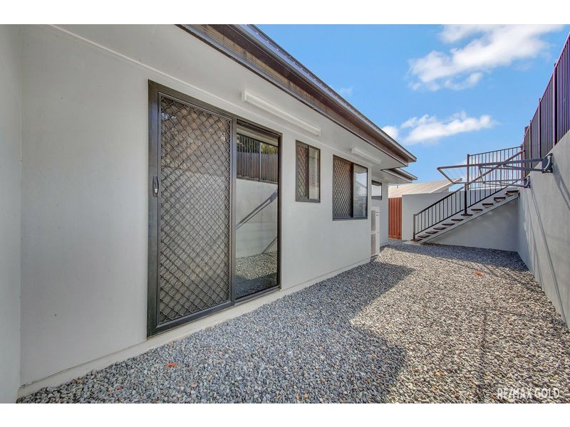 12 KOOWIN DRIVE, Kirkwood QLD 4680