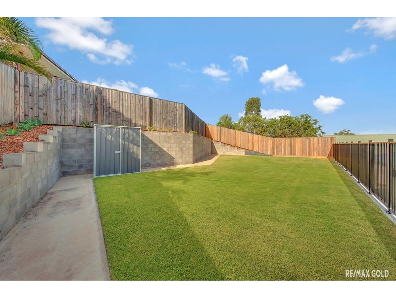 12 KOOWIN DRIVE, Kirkwood QLD 4680