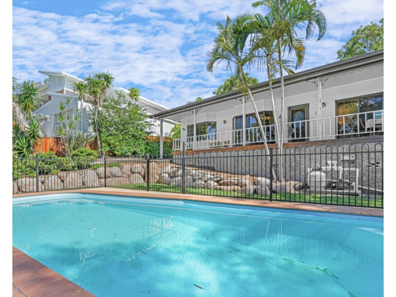 7 Creek Road, Tannum Sands QLD 4680