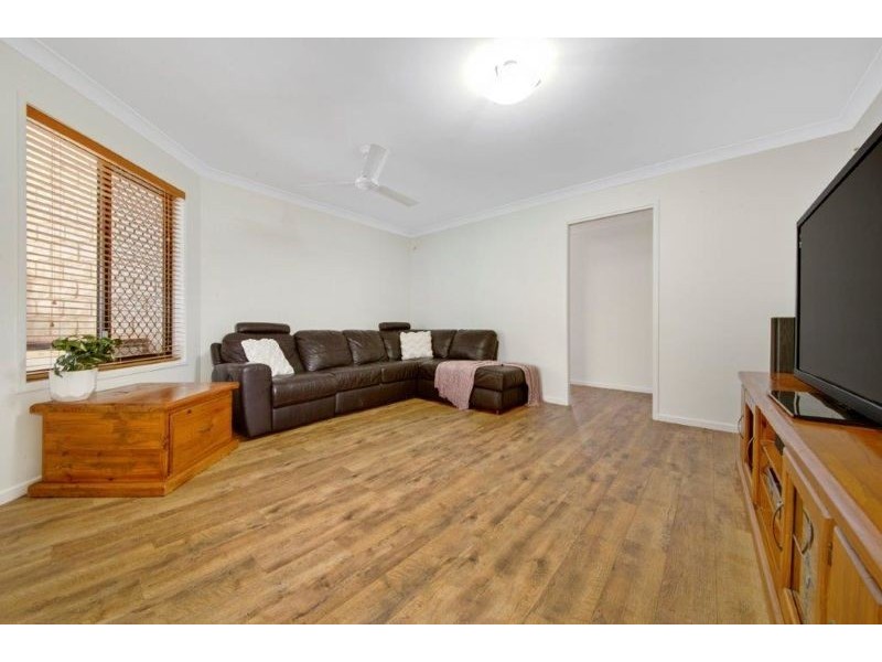 21 Leichhardt Court, Glen Eden QLD 4680