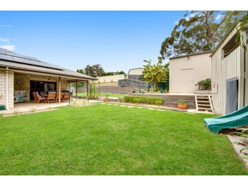 21 Leichhardt Court, Glen Eden QLD 4680