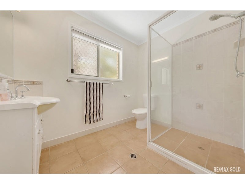 5 Covill Court, Telina QLD 4680