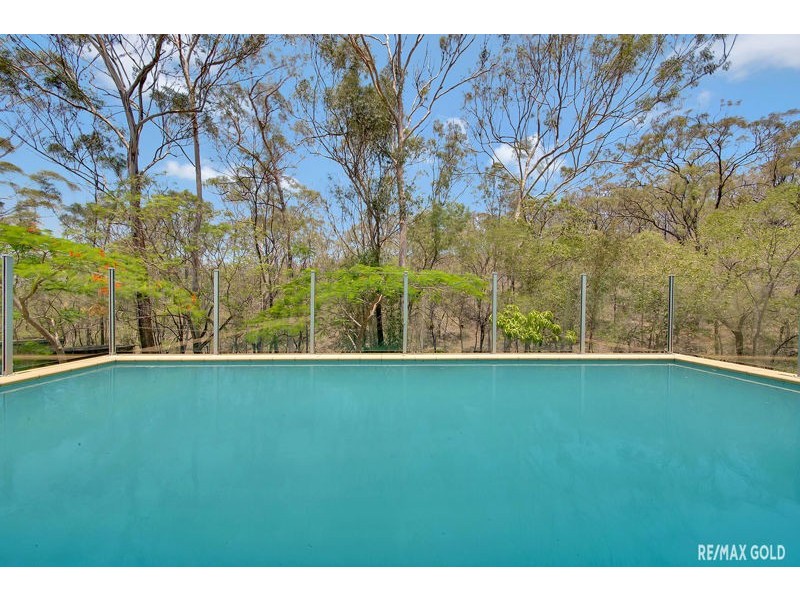 5 Covill Court, Telina QLD 4680