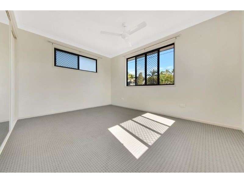 1 Willow Street, New Auckland QLD 4680