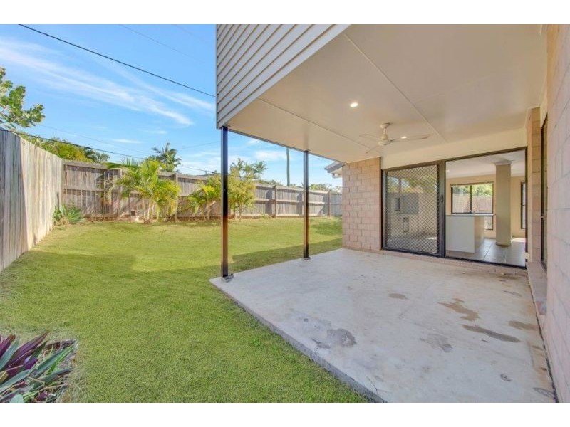 1 Willow Street, New Auckland QLD 4680