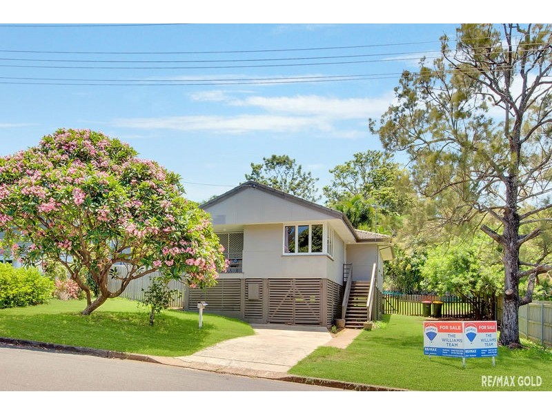 33 Charles Street, West Gladstone QLD 4680