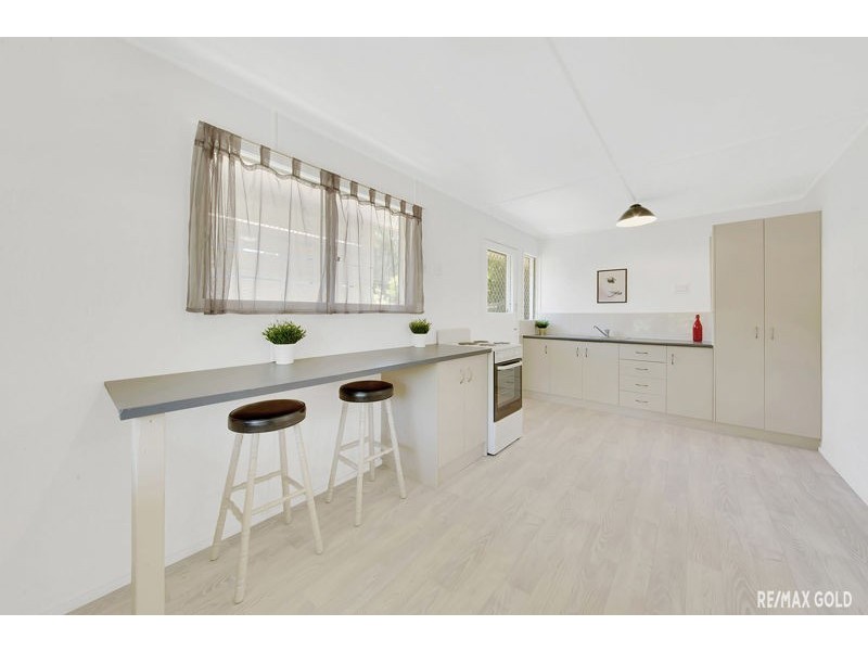 33 Charles Street, West Gladstone QLD 4680