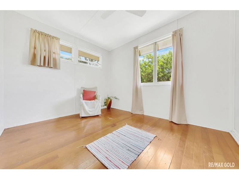 33 Charles Street, West Gladstone QLD 4680