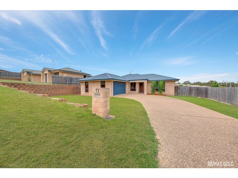 17 JULIUS CRESCENT, Clinton QLD 4680