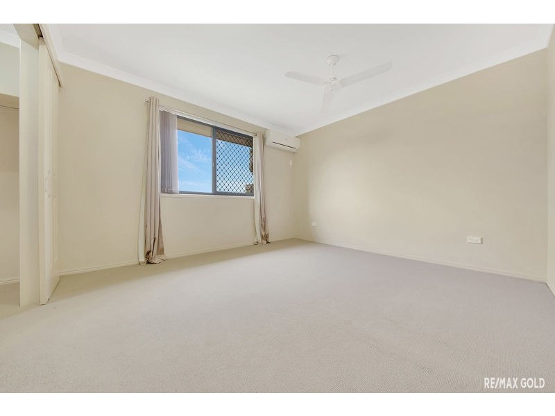 17 JULIUS CRESCENT, Clinton QLD 4680