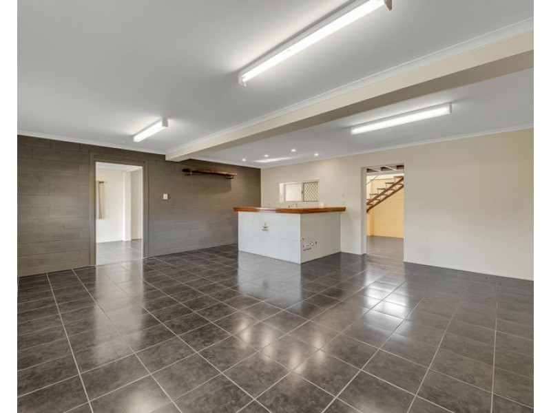29 Campbell Street, Clinton QLD 4680
