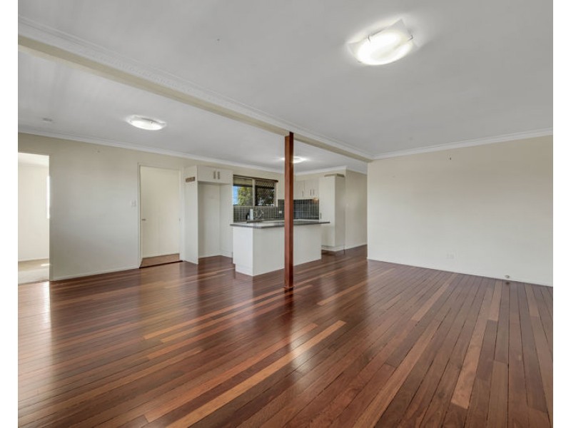 29 Campbell Street, Clinton QLD 4680