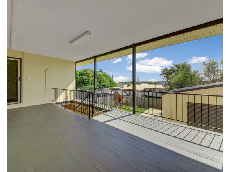 29 Campbell Street, Clinton QLD 4680