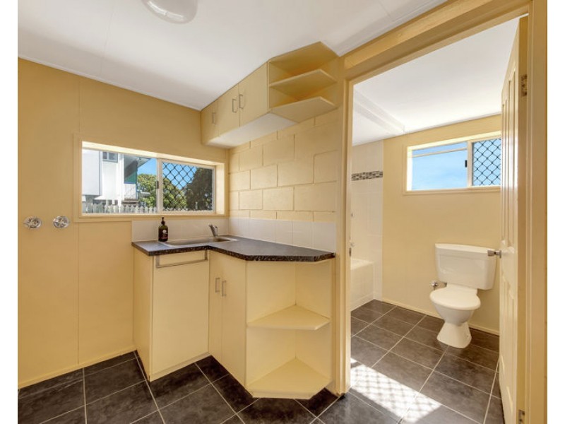 29 Campbell Street, Clinton QLD 4680