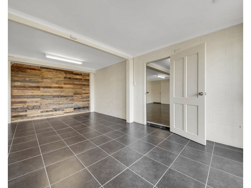 29 Campbell Street, Clinton QLD 4680
