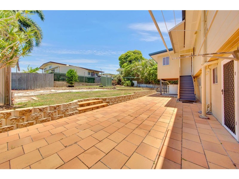 4 Potter Street, Clinton QLD 4680