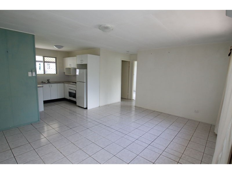 1/1 SCHAFER STREET, Clinton QLD 4680