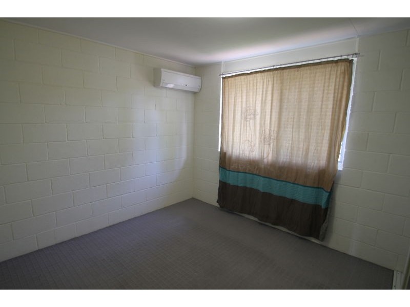 1/1 SCHAFER STREET, Clinton QLD 4680