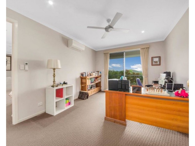 17 Beaver Ave, South Gladstone QLD 4680