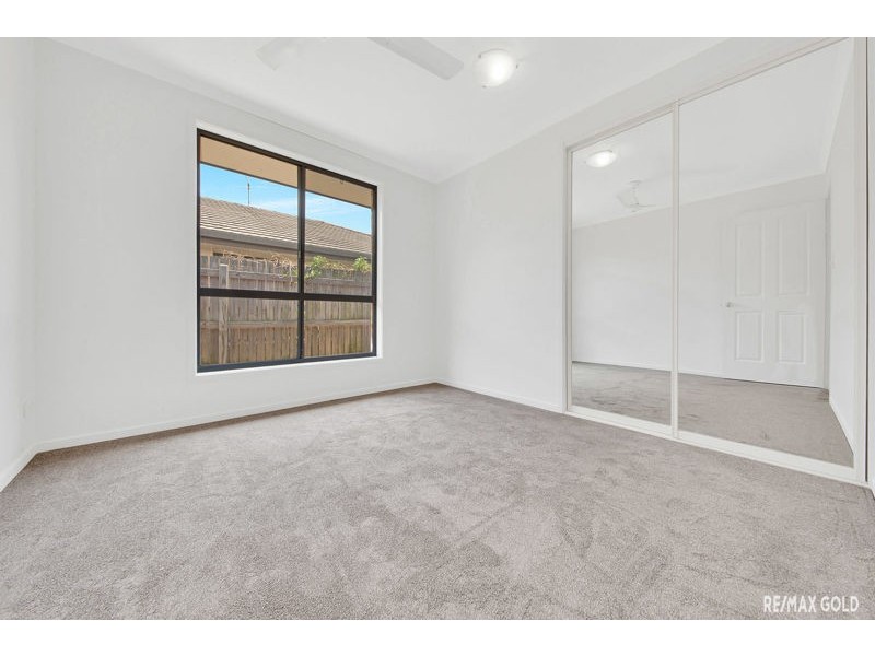 26 Larcom Rise, West Gladstone QLD 4680